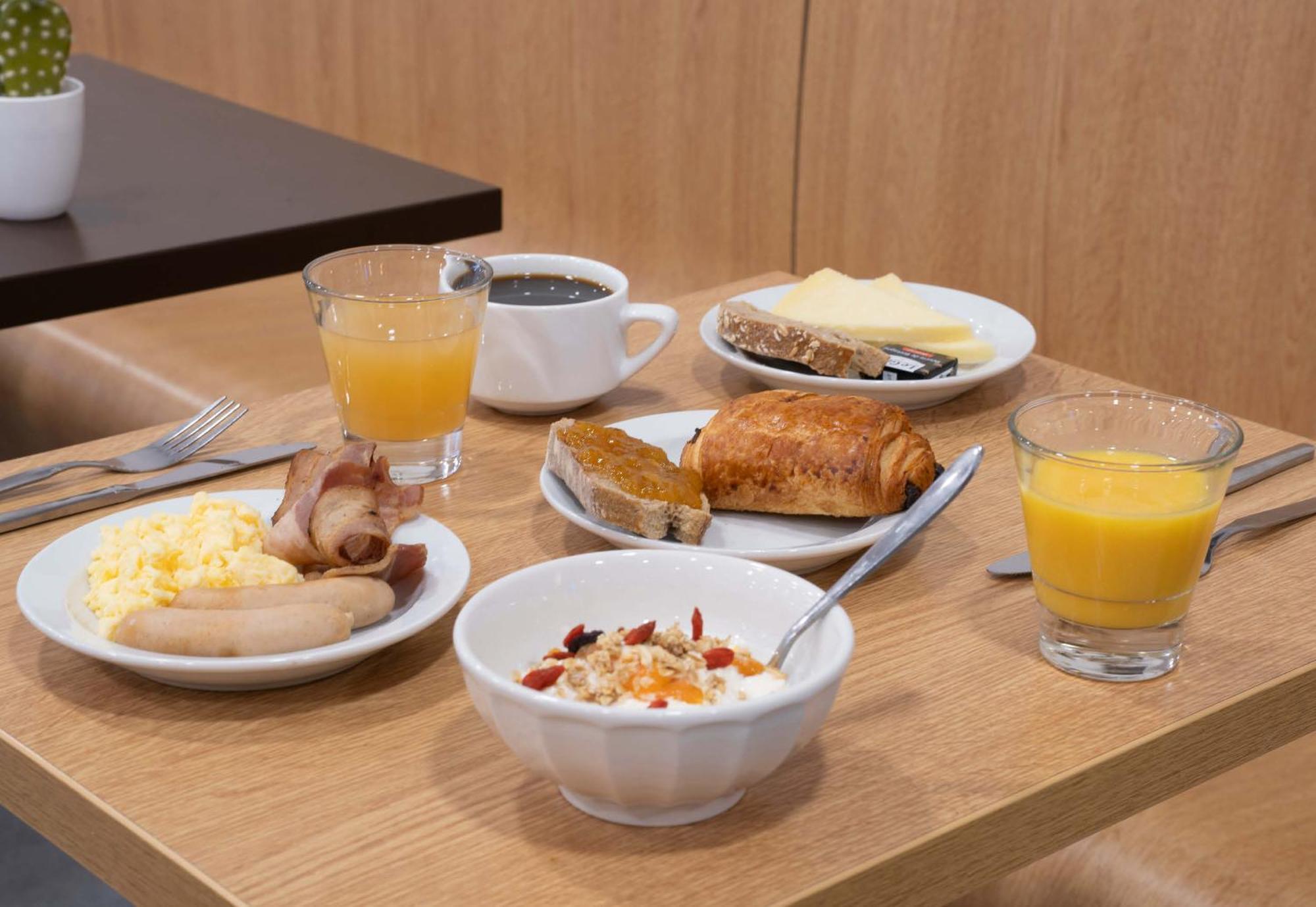 B&B Hotel Maubeuge-Louvroil エクステリア 写真